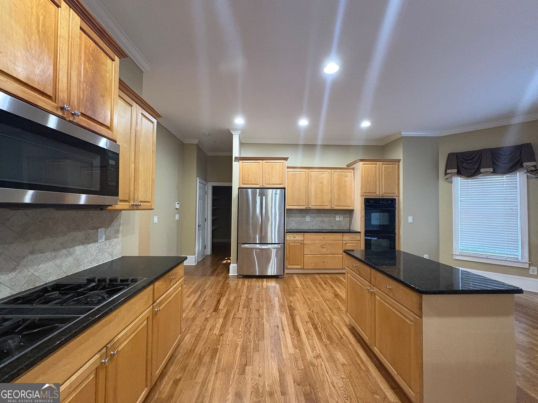 7 bedroom, 5.5 bathroom, 3,470 sq ft single family residence for rent at 5930 Abbotts Run Trail, Duluth, GA 30097 for $3,300 a month — photo 6
