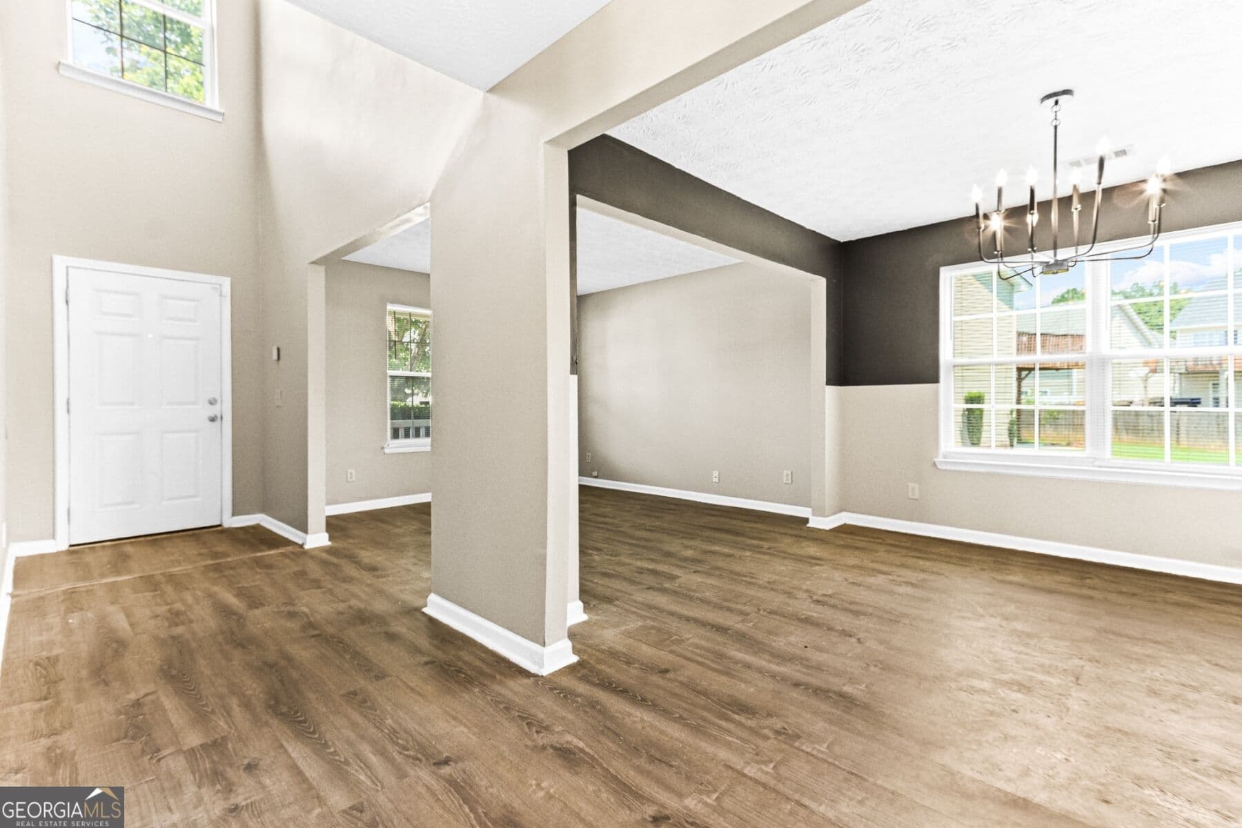 4 bedroom, 2.5 bathroom, 2,288 sq ft single family residence for sale at 2835 Storybook Court, Grayson, GA 30017 — photo 5