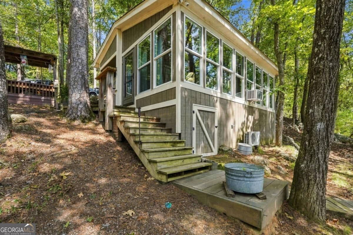 1 bedroom, 1 bathroom, 504 sq ft cabin,single family residence for sale at 451 Wilderness Camp Road 4, White, GA 30184 — photo 4
