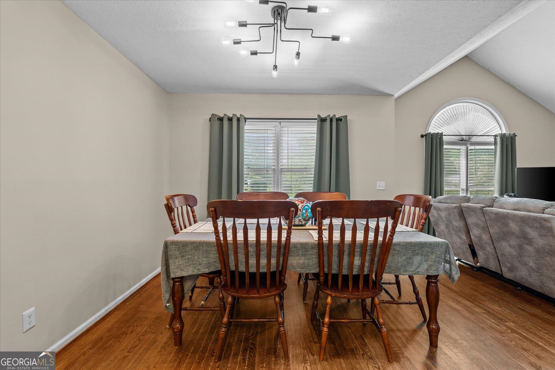 3 bedroom, 2 bathroom, 1,440 sq ft single family residence for sale at 101 Mallard Lane, Carrollton, GA 30117 — photo 9