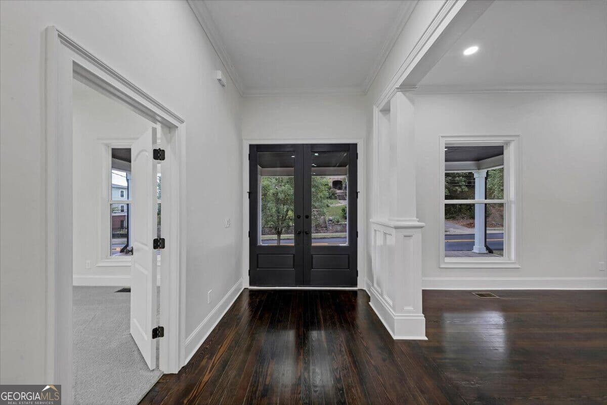5 bedroom, 3.5 bathroom, 2,682 sq ft single family residence for sale at 212 S Broad Street, Rome, GA 30161 — photo 7
