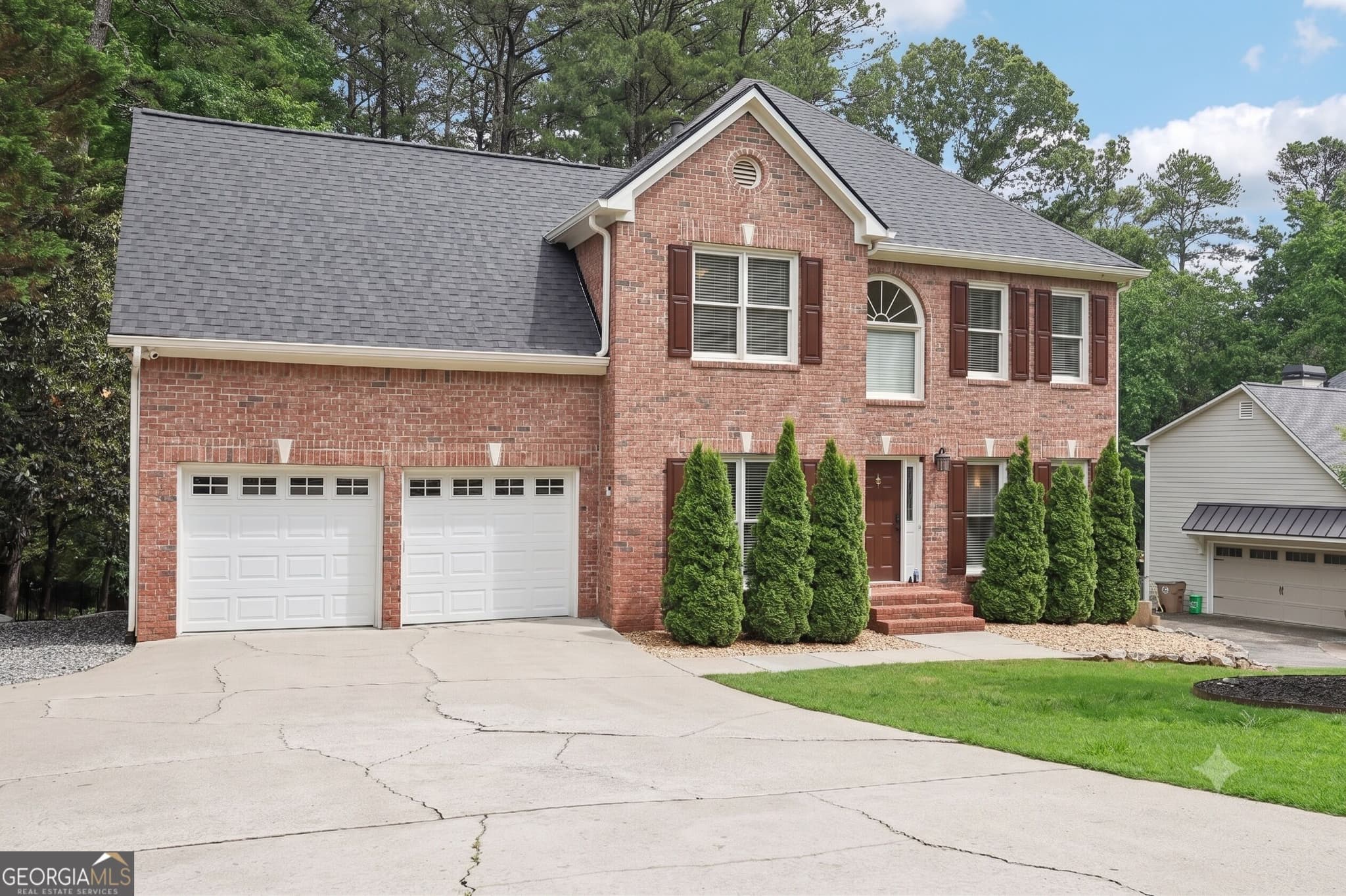 4 bedroom, 2.5 bathroom, 3,117 sq ft single family residence for sale at 2125 Melrose Trace, Cumming, GA 30041 — photo 2