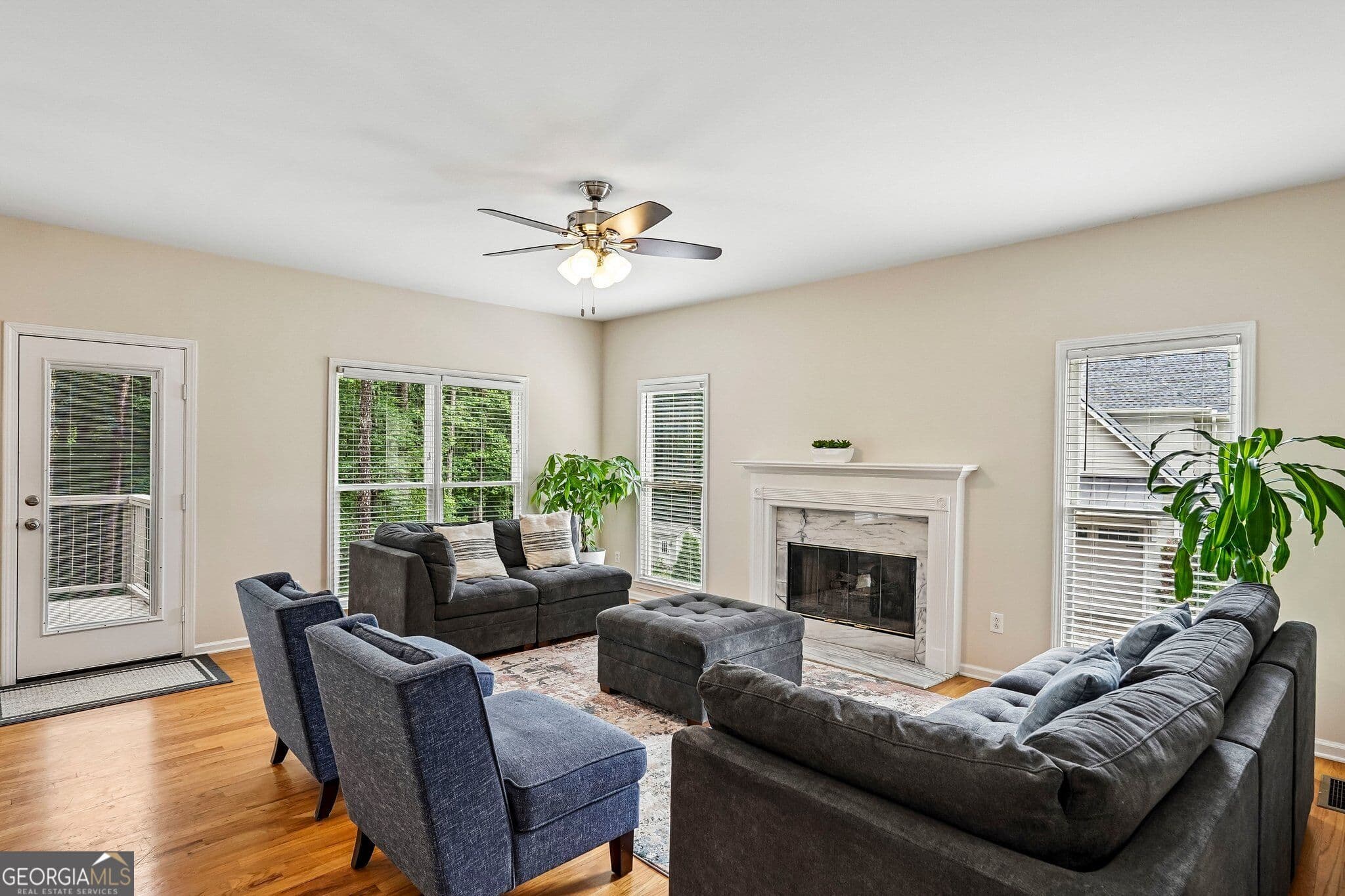 4 bedroom, 2.5 bathroom, 3,117 sq ft single family residence for sale at 2125 Melrose Trace, Cumming, GA 30041 — photo 9