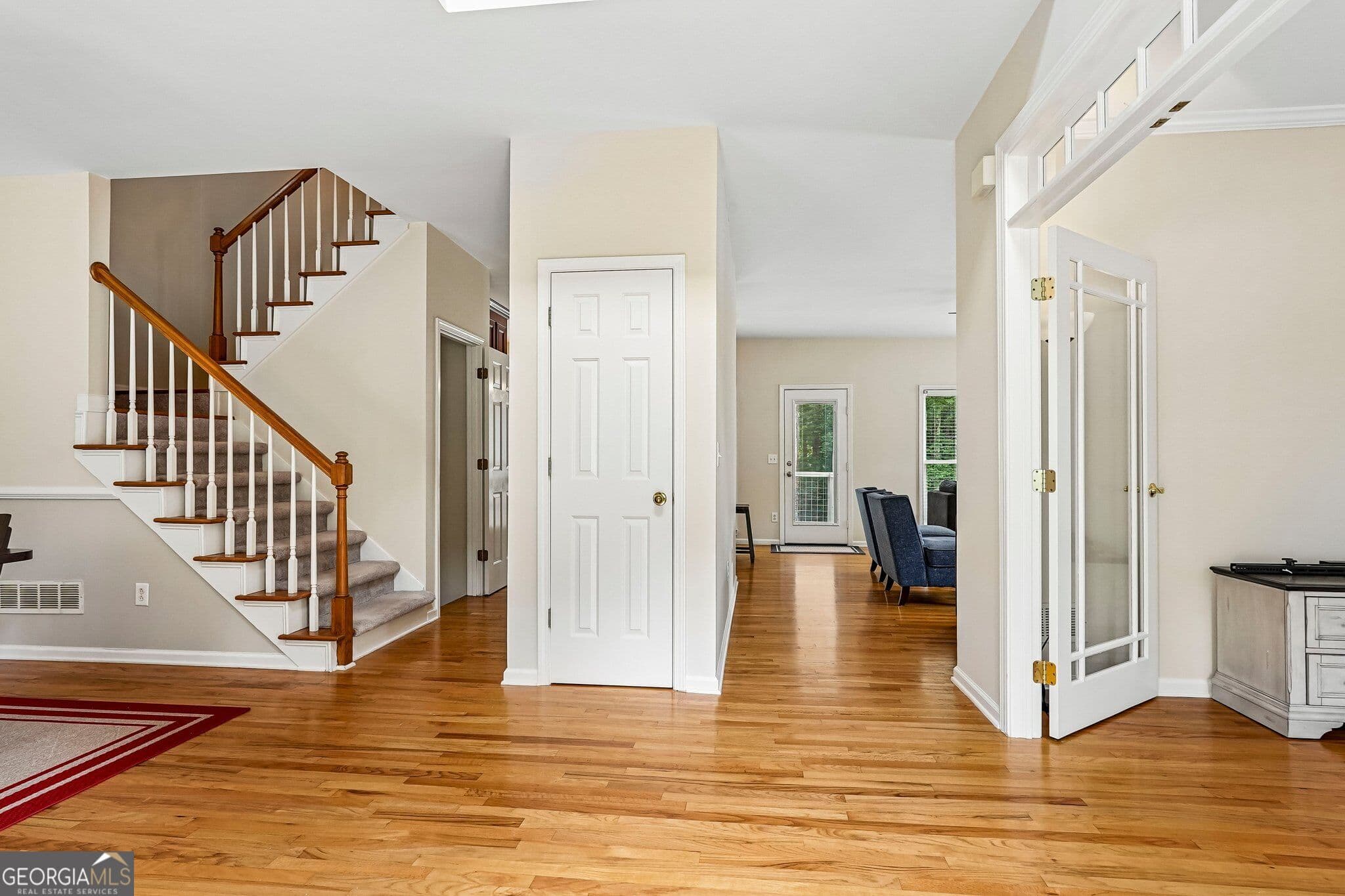 4 bedroom, 2.5 bathroom, 3,117 sq ft single family residence for sale at 2125 Melrose Trace, Cumming, GA 30041 — photo 4