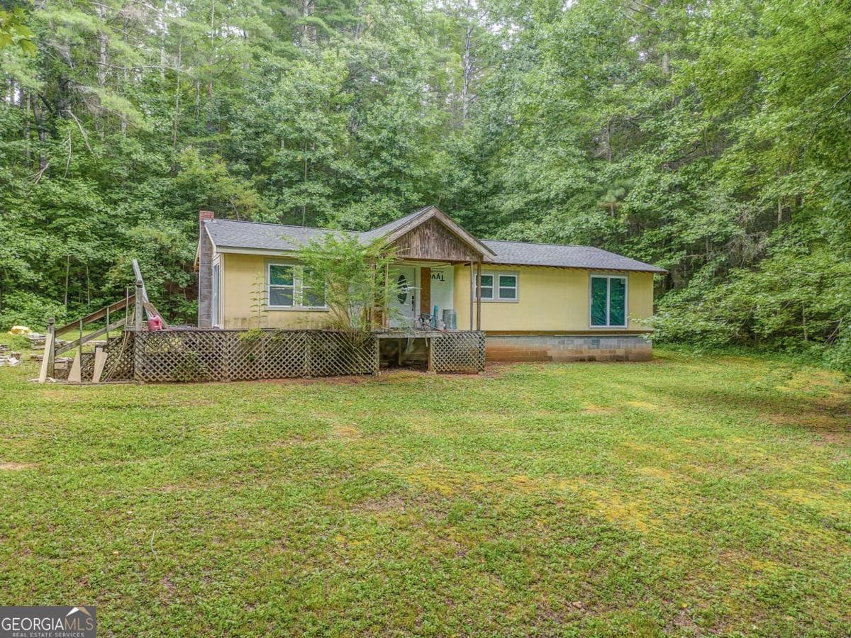 3 bedroom, 2 bathroom, 1,404 sq ft single family residence for sale at 10610 Chatsworth Highway, Ellijay, GA 30540 — photo 2