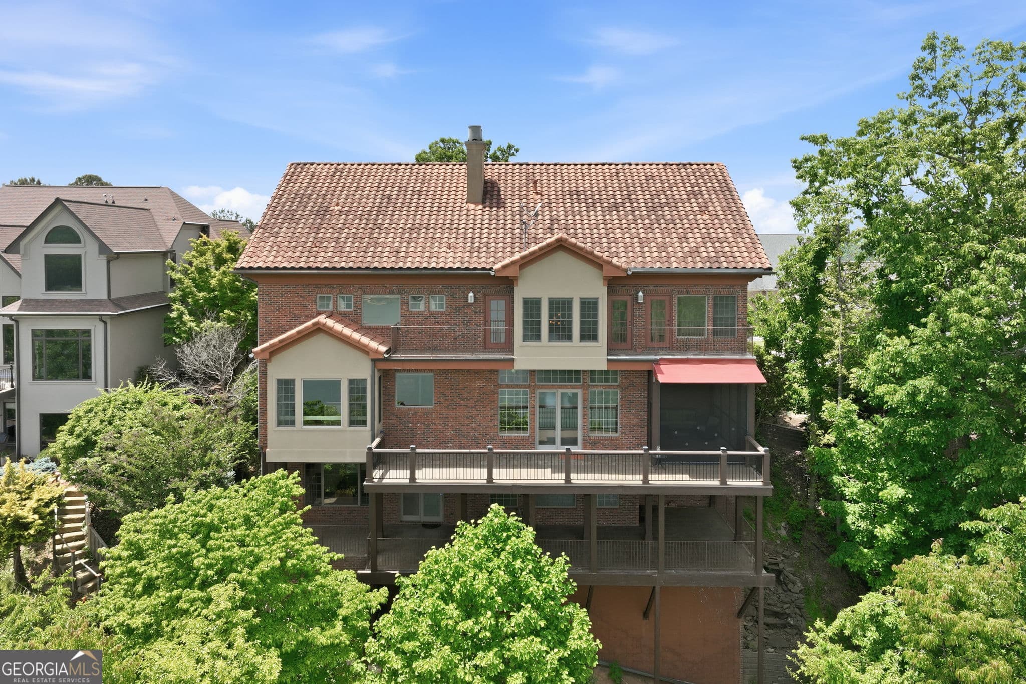 5 bedroom, 5 bathroom, 6,360 sq ft single family residence for sale at 2742 High Vista Point, Gainesville, GA 30501 — photo 4