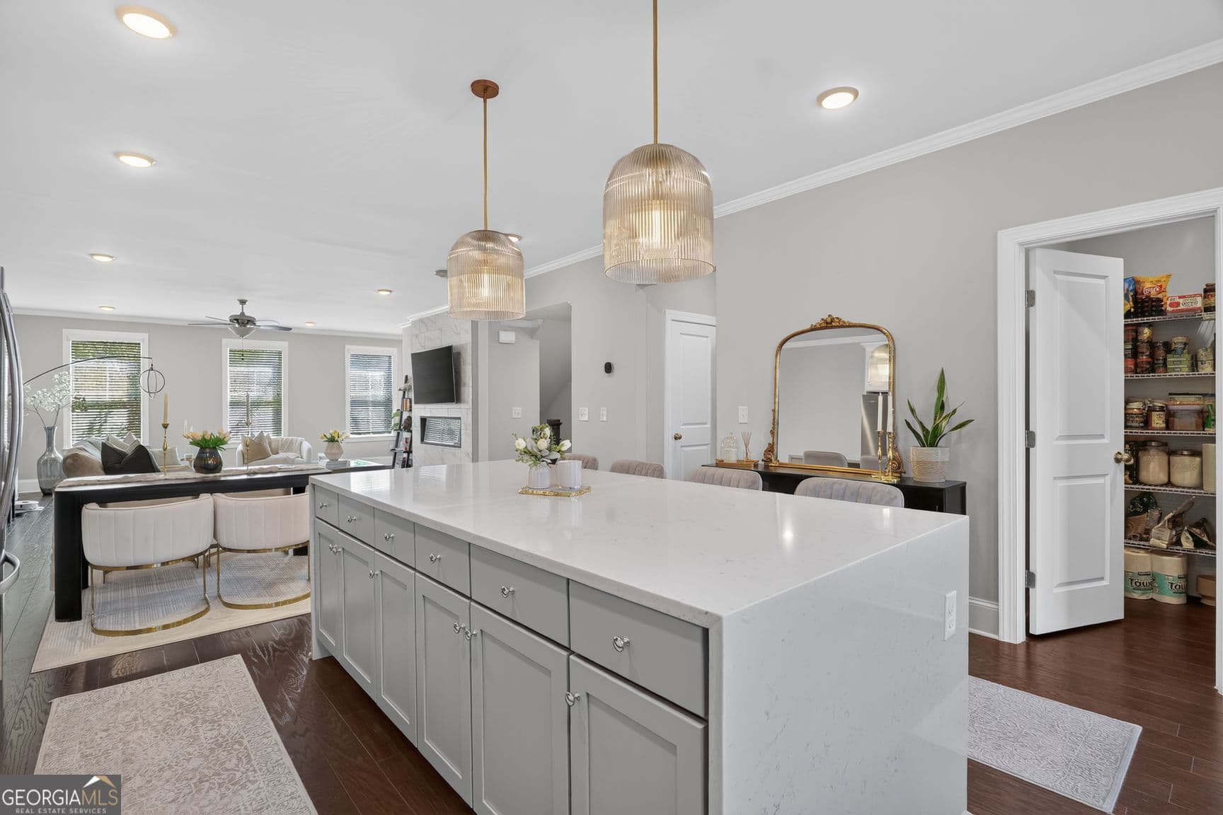 4 bedroom, 3.5 bathroom, 2,295 sq ft townhouse for sale at 1040 Aster Road, Roswell, GA 30075 — photo 2