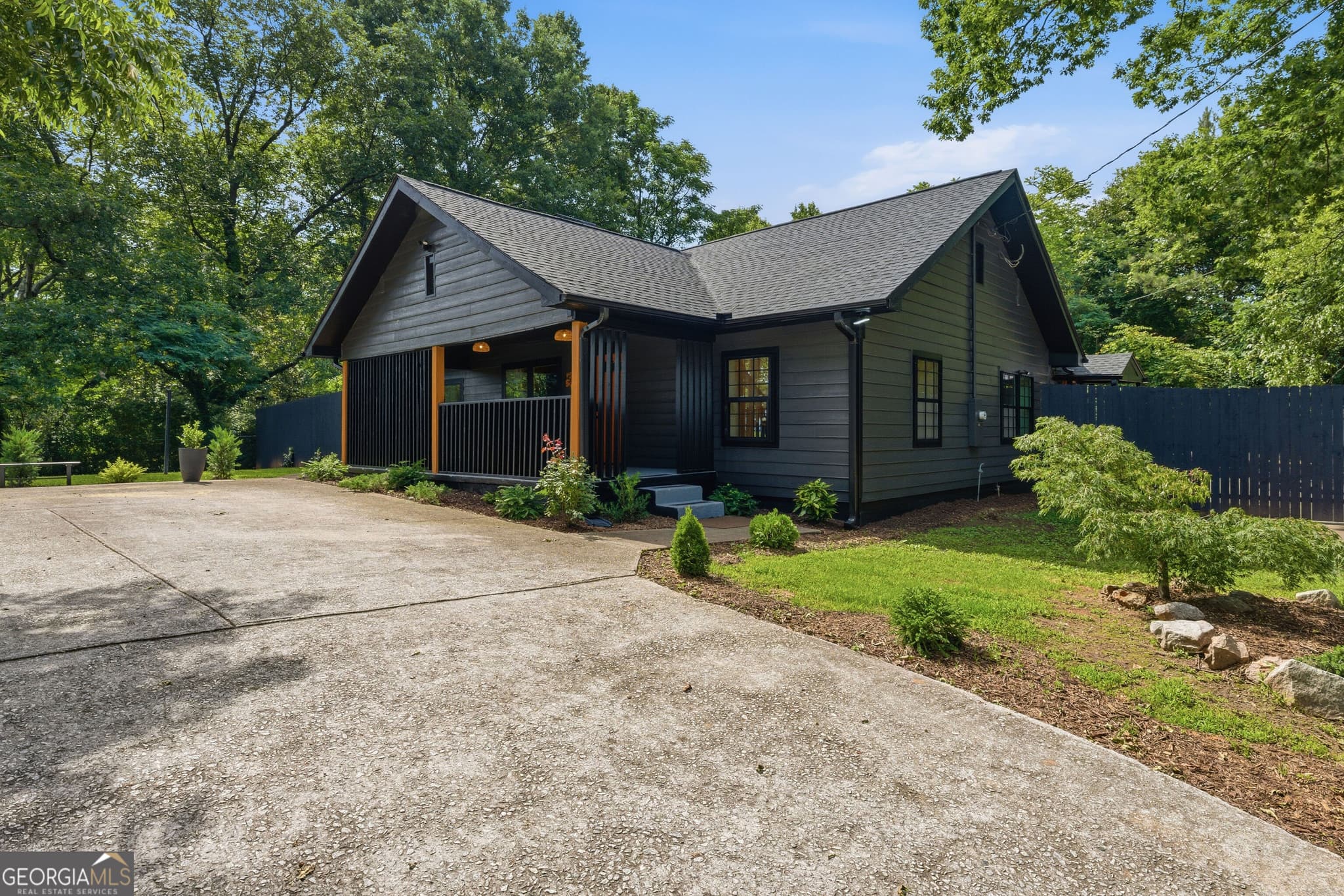 3 bedroom, 2 bathroom, 1,500 sq ft single family residence for sale at 5230 Old Bill Cook Road, College Park, GA 30349 — photo 4