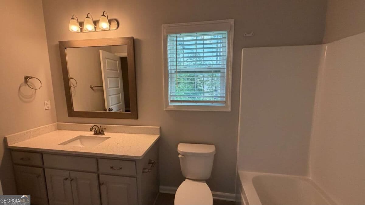 4 bedroom, 3 bathroom, 3,091 sq ft single family residence for sale at 12 Springdale Court, Senoia, GA 30276 — photo 10