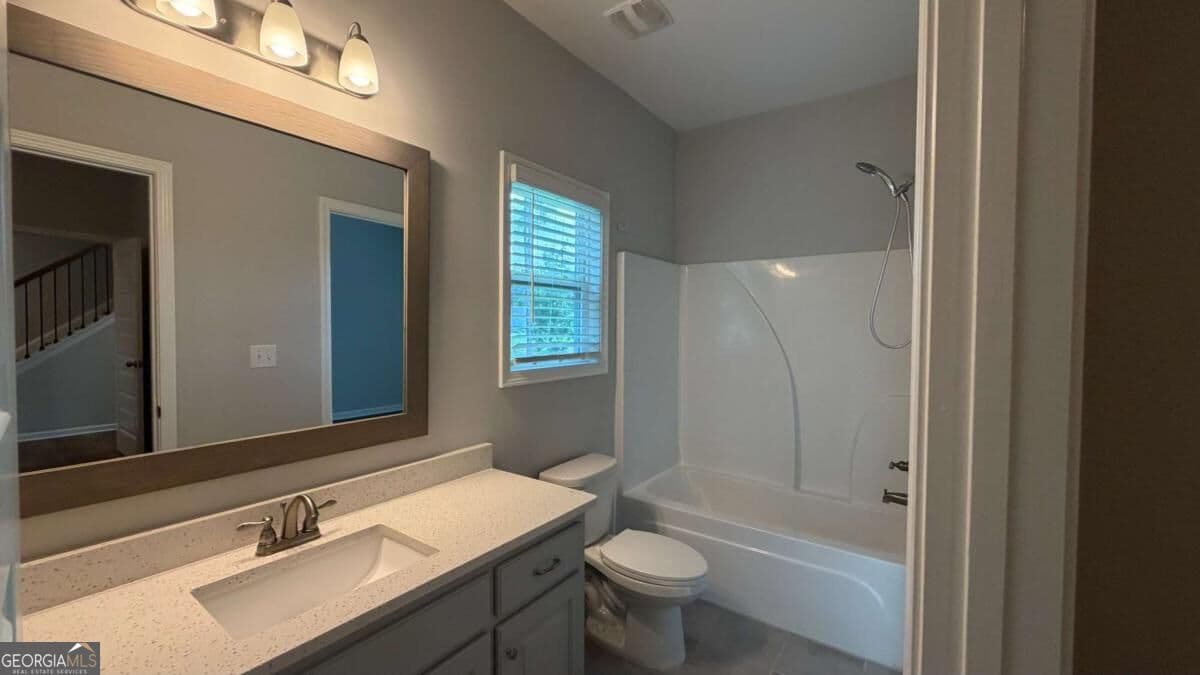 4 bedroom, 3 bathroom, 3,091 sq ft single family residence for sale at 12 Springdale Court, Senoia, GA 30276 — photo 8