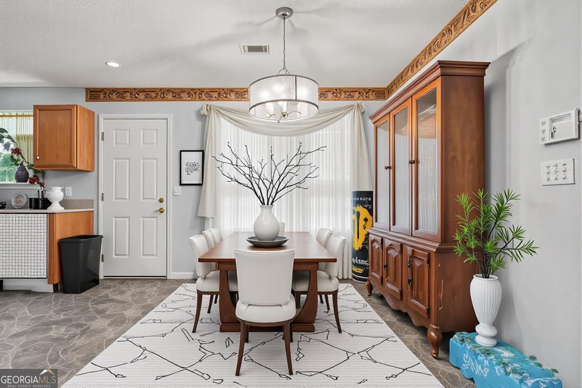 3 bedroom, 2 bathroom, 1,416 sq ft single family residence for sale at 4967 Wolfcreek View, College Park, GA 30349 — photo 7