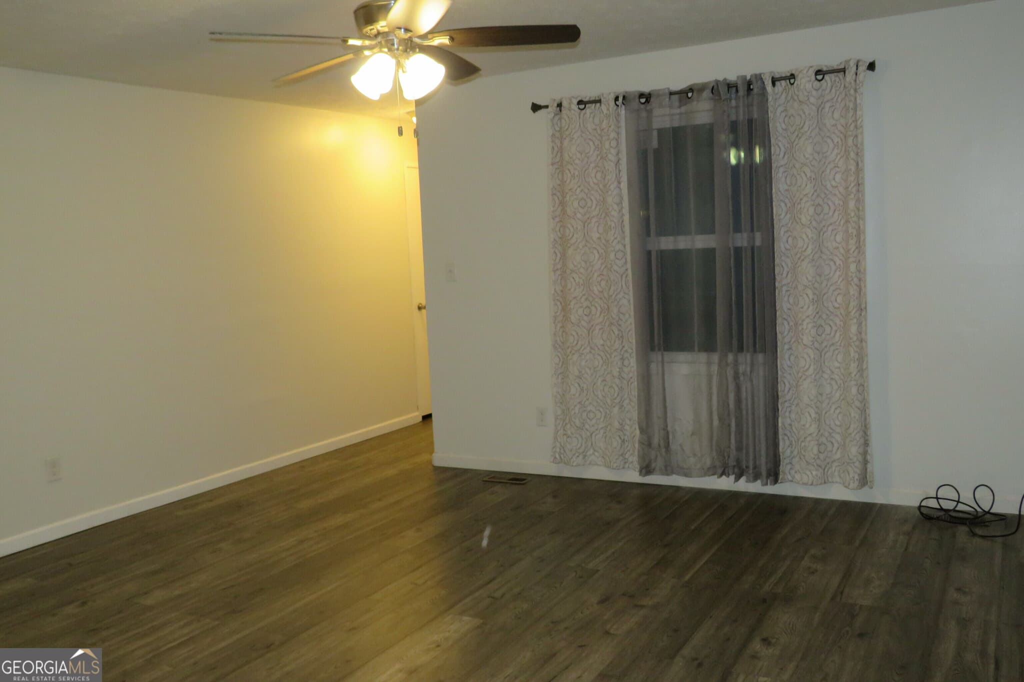 4 bedroom, 2.5 bathroom, 1,406 sq ft single family residence for sale at 4720 RALEIGH Court, Conyers, GA 30094 — photo 7