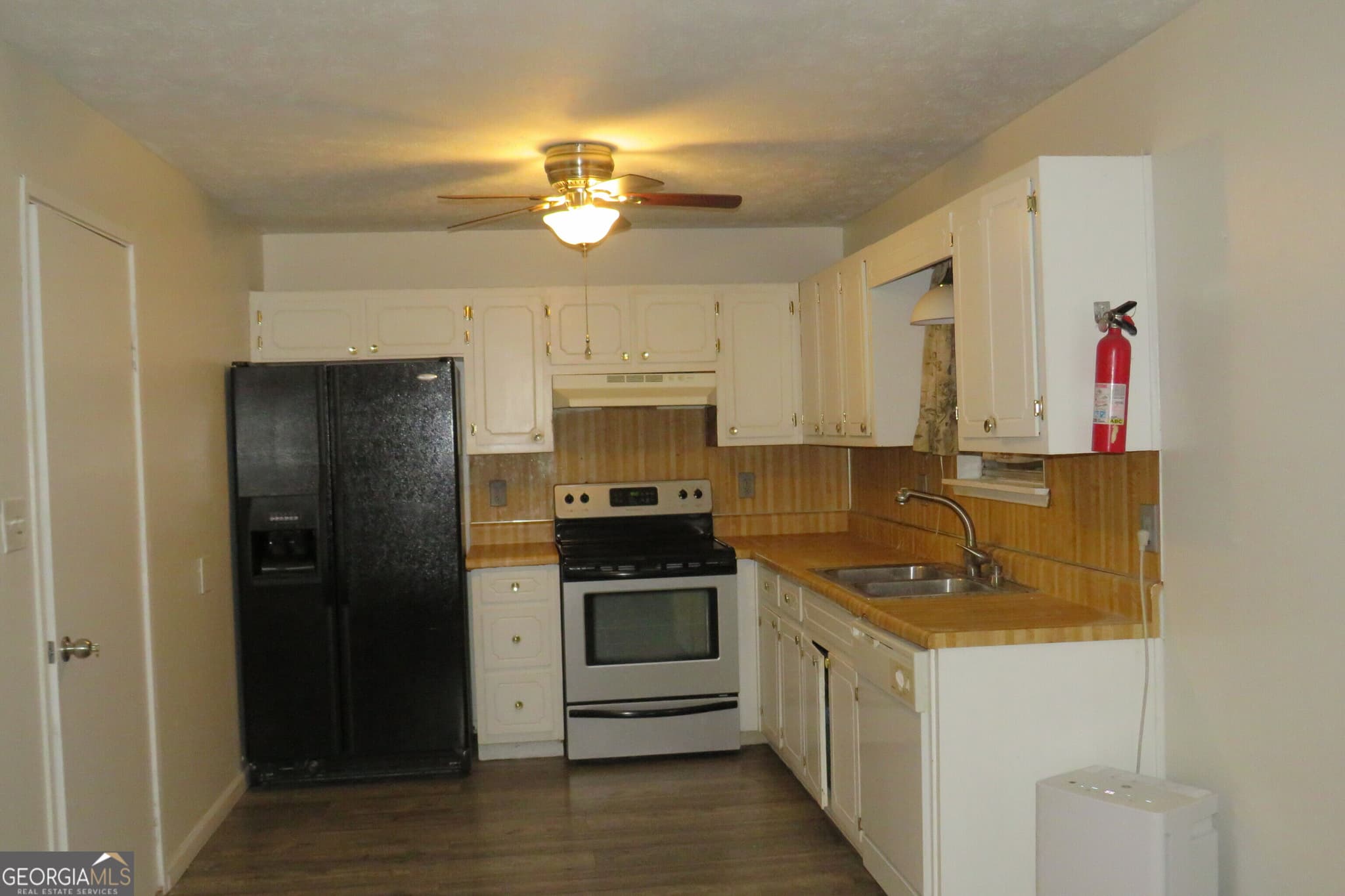 4 bedroom, 2.5 bathroom, 1,406 sq ft single family residence for sale at 4720 RALEIGH Court, Conyers, GA 30094 — photo 10