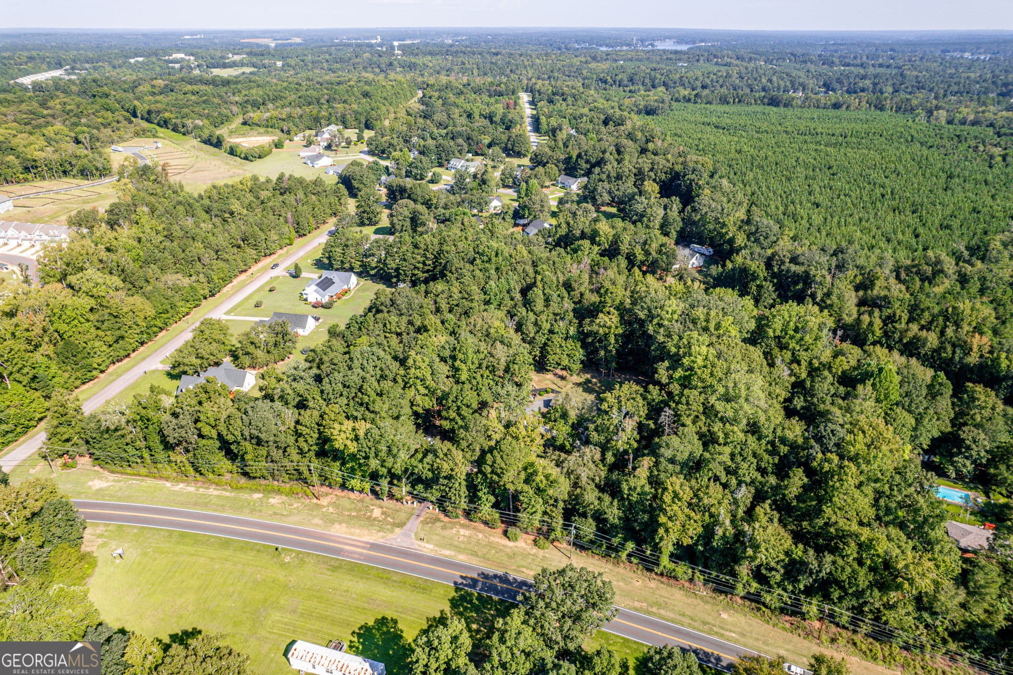 4 bedroom, 3 bathroom, 3,000 sq ft single family residence for sale at 156 Log Cabin Road, Milledgeville, GA 31061 — photo 6