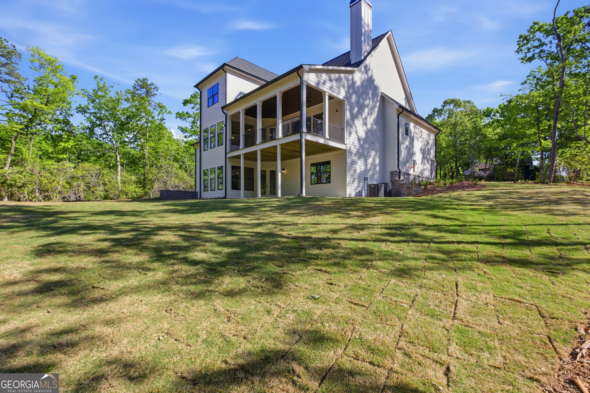 4 bedroom, 4.5 bathroom, 3,214 sq ft single family residence for sale at 110 Fall Pippin Court, Clarkesville, GA 30523 — photo 7
