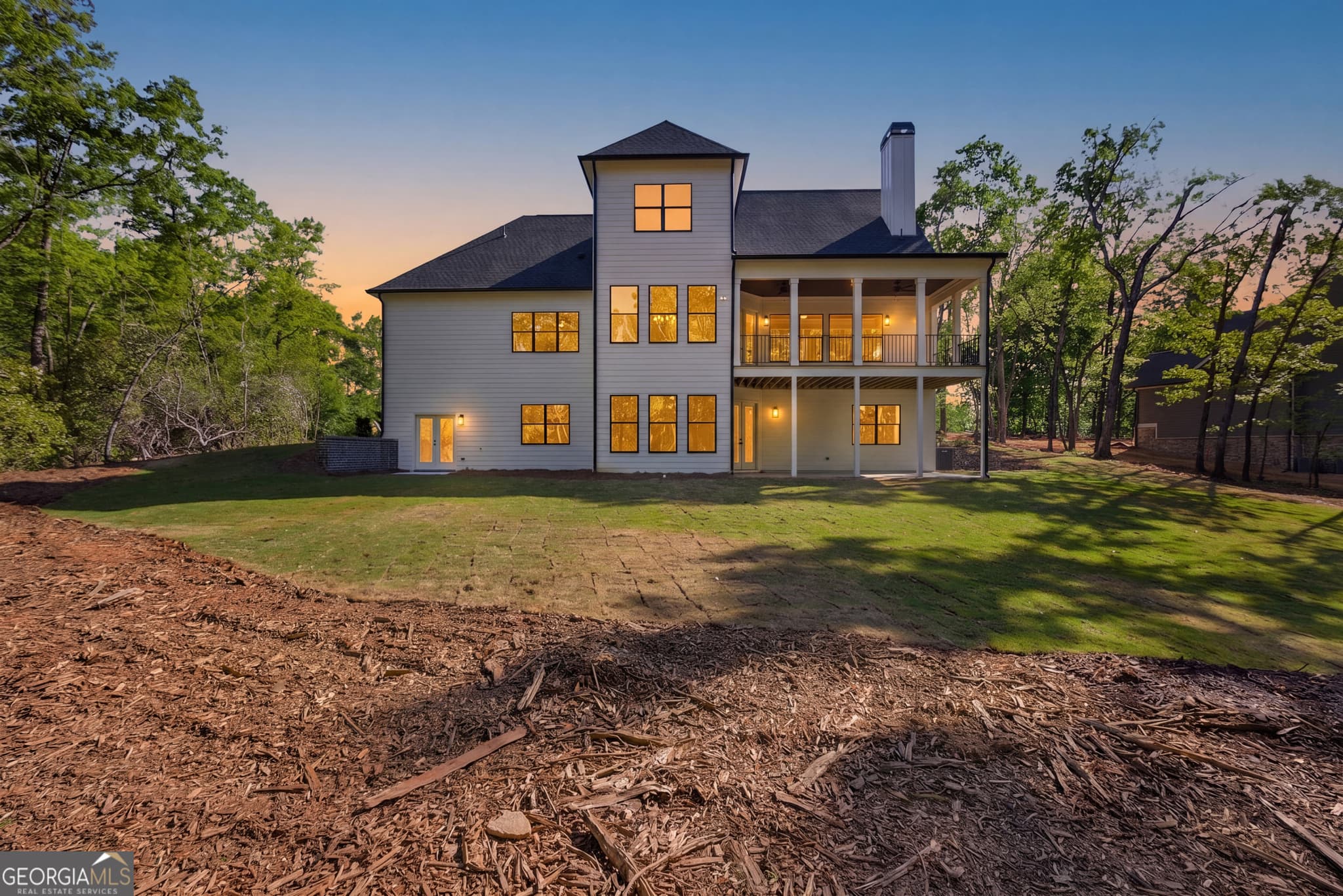 4 bedroom, 4.5 bathroom, 3,214 sq ft single family residence for sale at 110 Fall Pippin Court, Clarkesville, GA 30523 — photo 3
