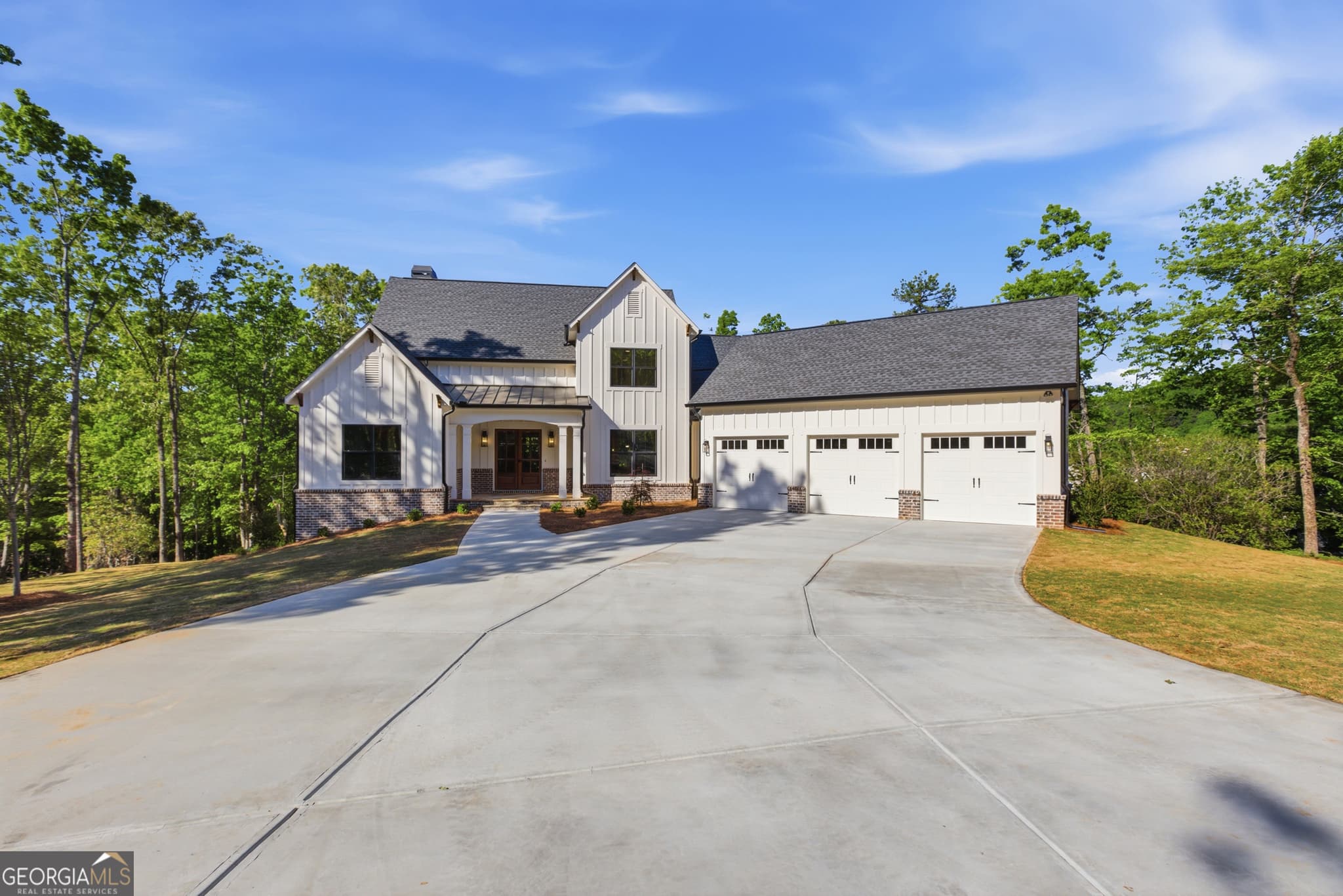 4 bedroom, 4.5 bathroom, 3,214 sq ft single family residence for sale at 110 Fall Pippin Court, Clarkesville, GA 30523 — photo 9