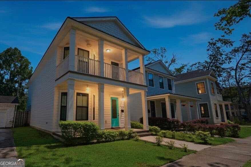 5 bedroom, 1 bathroom, 1,928 sq ft single family residence for sale at 766 E Park Avenue, Savannah, GA 31401 — photo 2