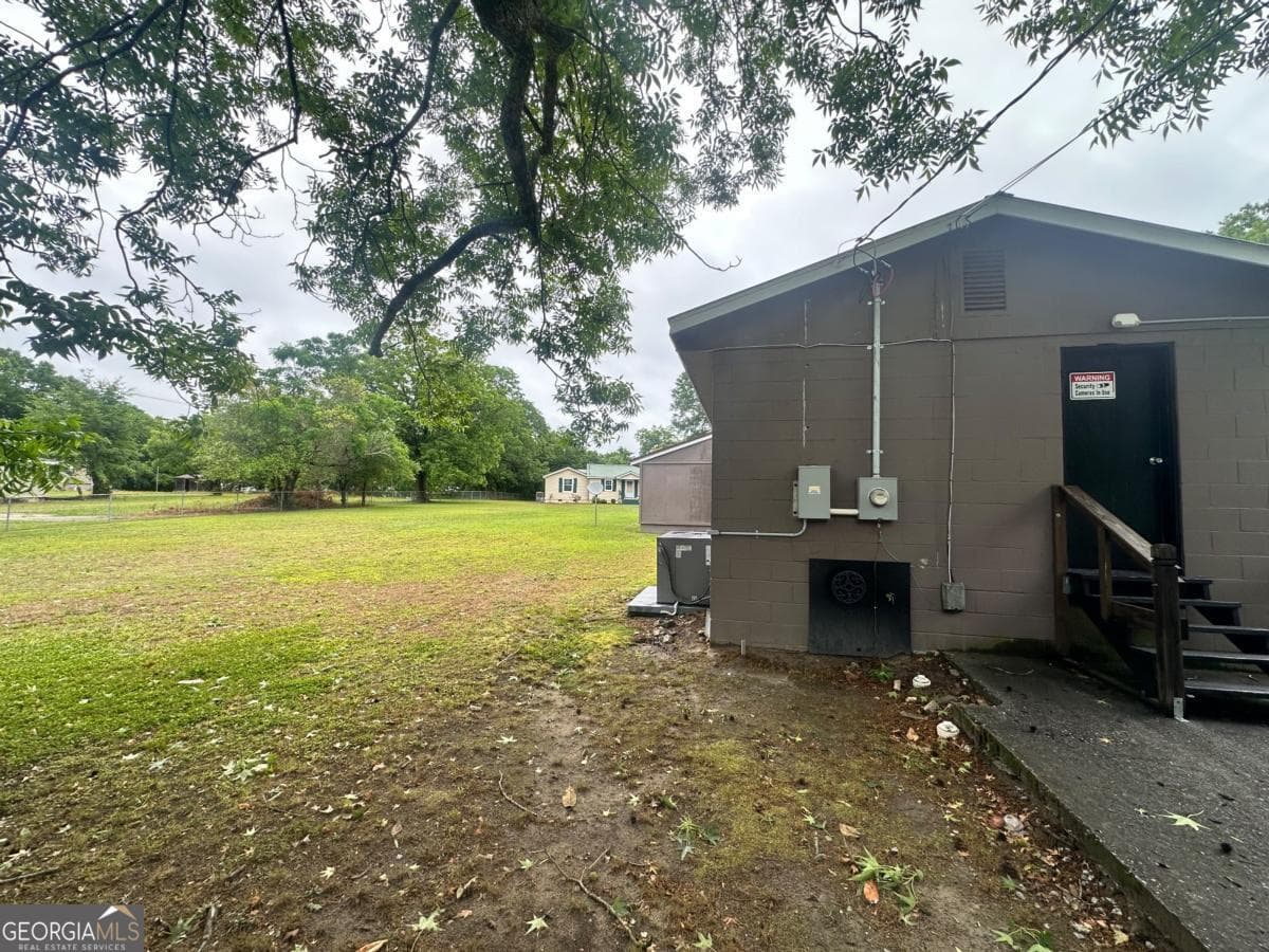 2 bedroom, 1.5 bathroom single family residence for sale at 648 Ellington Avenue, Thomson, GA 30824 — photo 8