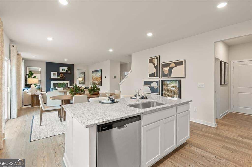 4 bedroom, 2.5 bathroom, 2,410 sq ft single family residence for sale at 218 Wildflower Ridge Road, Dallas, GA 30157 — photo 10
