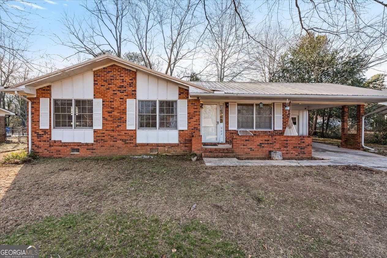 3 bedroom, 2 bathroom, 1,226 sq ft single family residence sold at 902 Juliette Drive, Oxford, AL 36203