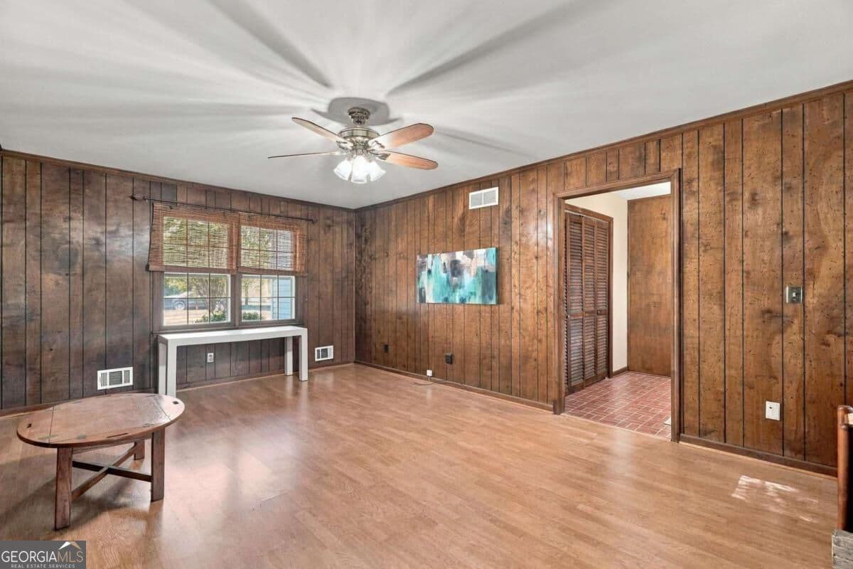 4 bedroom, 3 bathroom, 2,314 sq ft single family residence for sale at 4694 Marc Court, Lilburn, GA 30047 — photo 7
