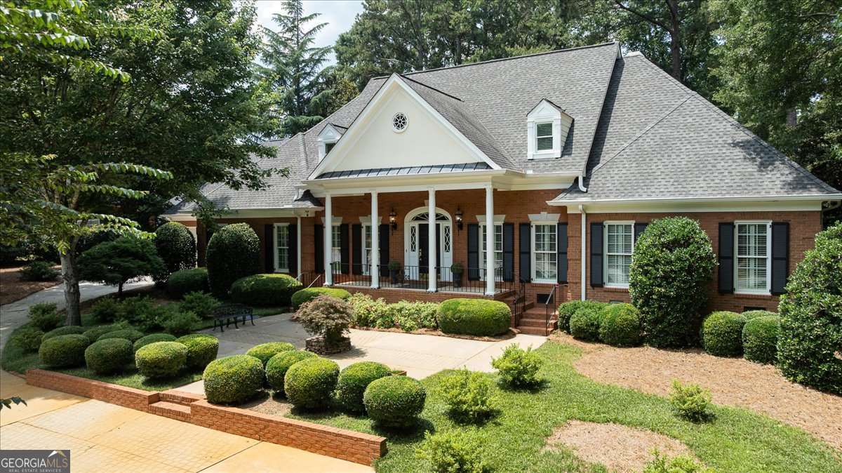 4 bedroom, 3.5 bathroom, 3,969 sq ft single family residence sold at 1071 Meriweather Drive, Watkinsville, GA 30677