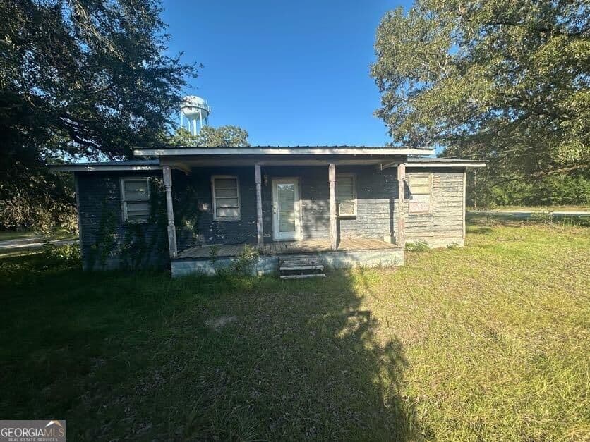 2 bedroom, 1 bathroom, 1,008 sq ft single family residence for sale at 294 Clear Lake Road, Newton, GA 39870 — photo 4