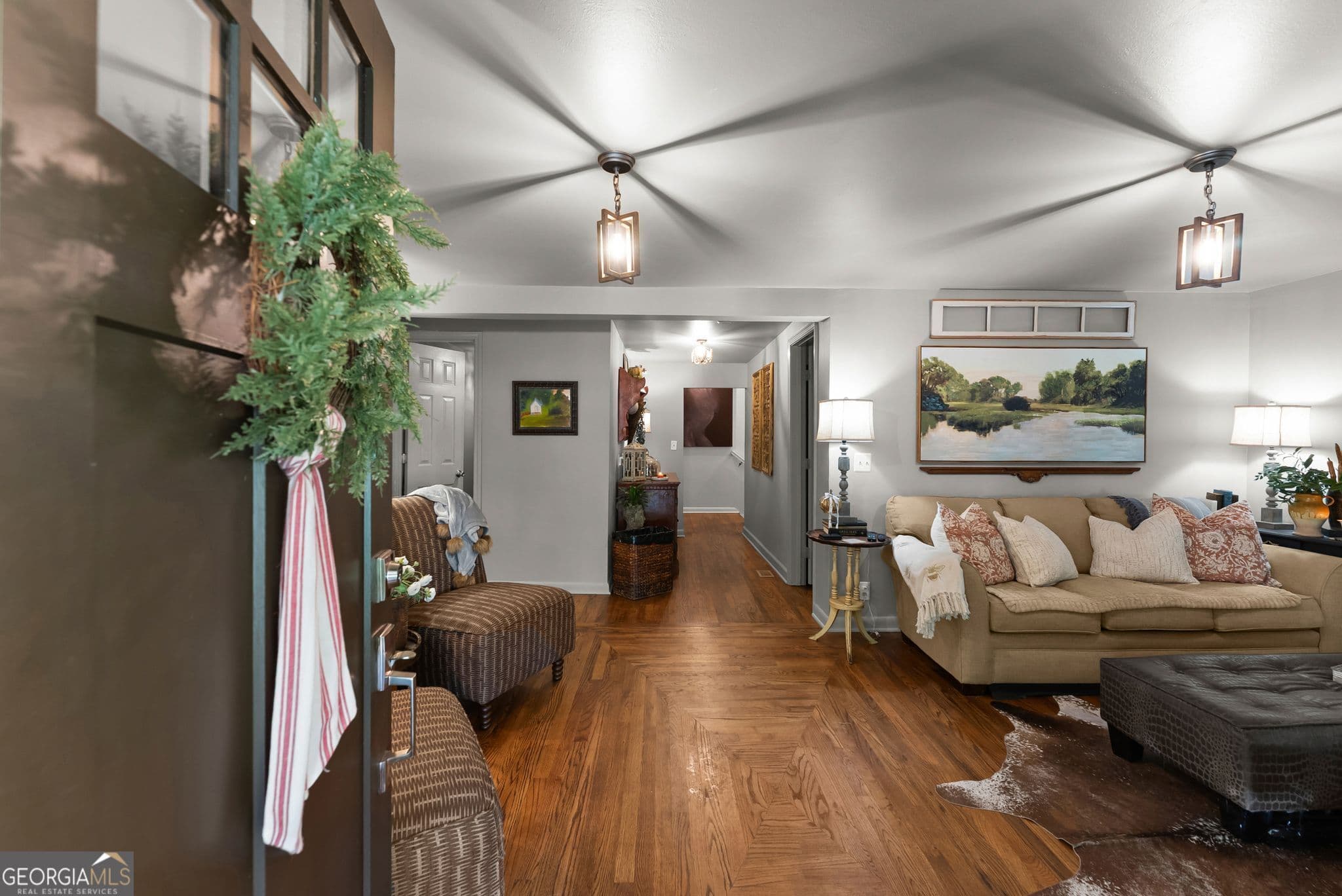 3 bedroom, 2 bathroom, 2,304 sq ft single family residence for sale at 7210 Pine Court, Cumming, GA 30041 — photo 5