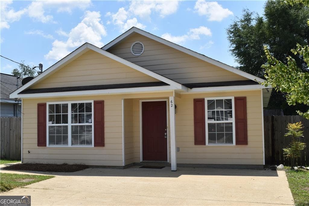 3 bedroom, 2 bathroom, 1,200 sq ft single family residence sold at 62 Ryan Loop, Phenix City, AL 36869