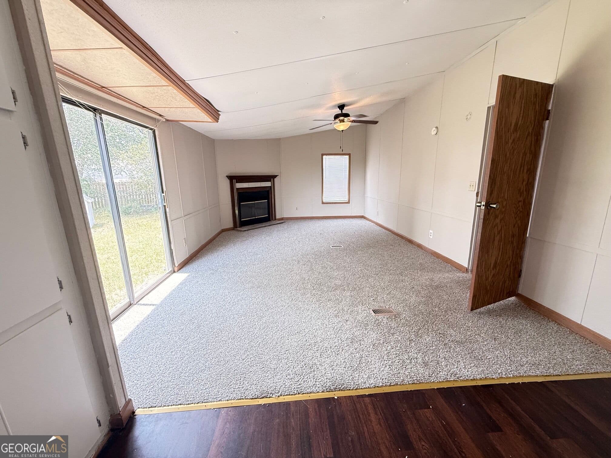 4 bedroom, 2 bathroom, 1,768 sq ft manufactured home,single family residence for sale at 1361 Edgewood Avenue, Douglas, GA 31533 — photo 8