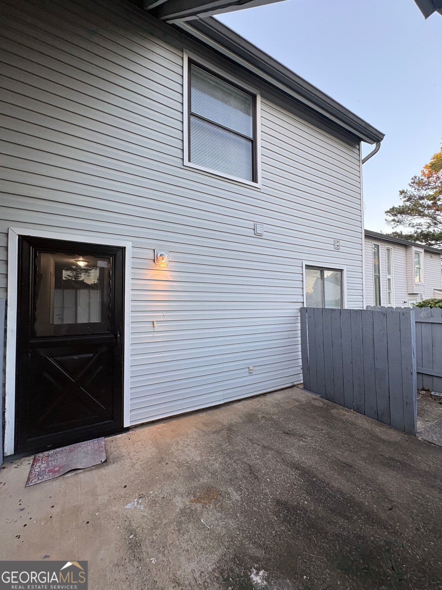 3 bedroom, 2.5 bathroom, 1,392 sq ft townhouse for rent at 261 Country Club Drive, Jonesboro, GA 30238 for $1,300 a month — photo 3