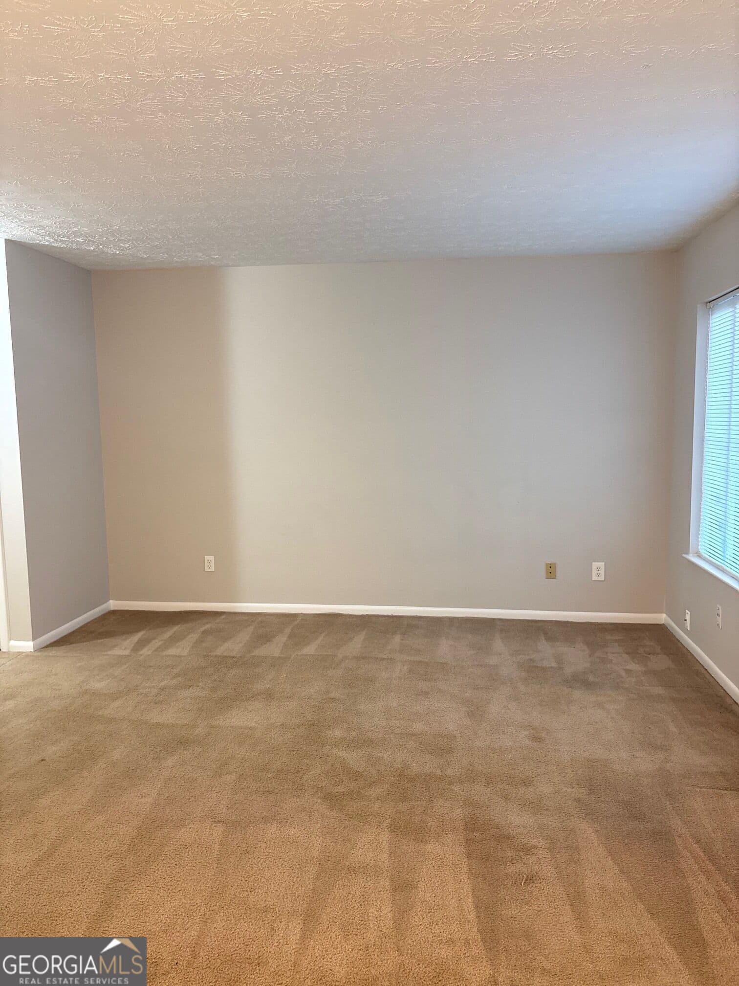 3 bedroom, 2.5 bathroom, 1,392 sq ft townhouse for rent at 261 Country Club Drive, Jonesboro, GA 30238 for $1,300 a month — photo 9