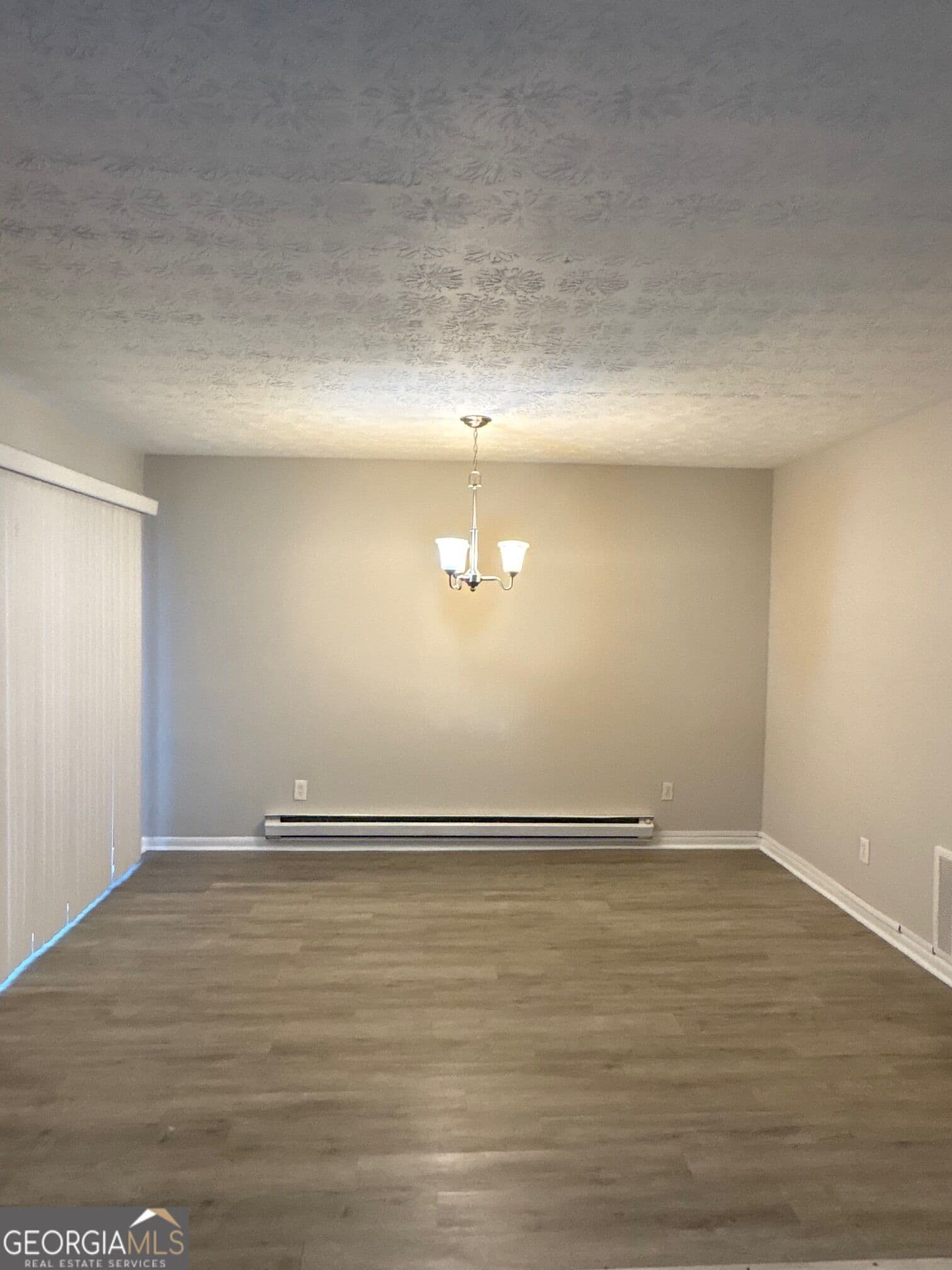 3 bedroom, 2.5 bathroom, 1,392 sq ft townhouse for rent at 261 Country Club Drive, Jonesboro, GA 30238 for $1,300 a month — photo 10
