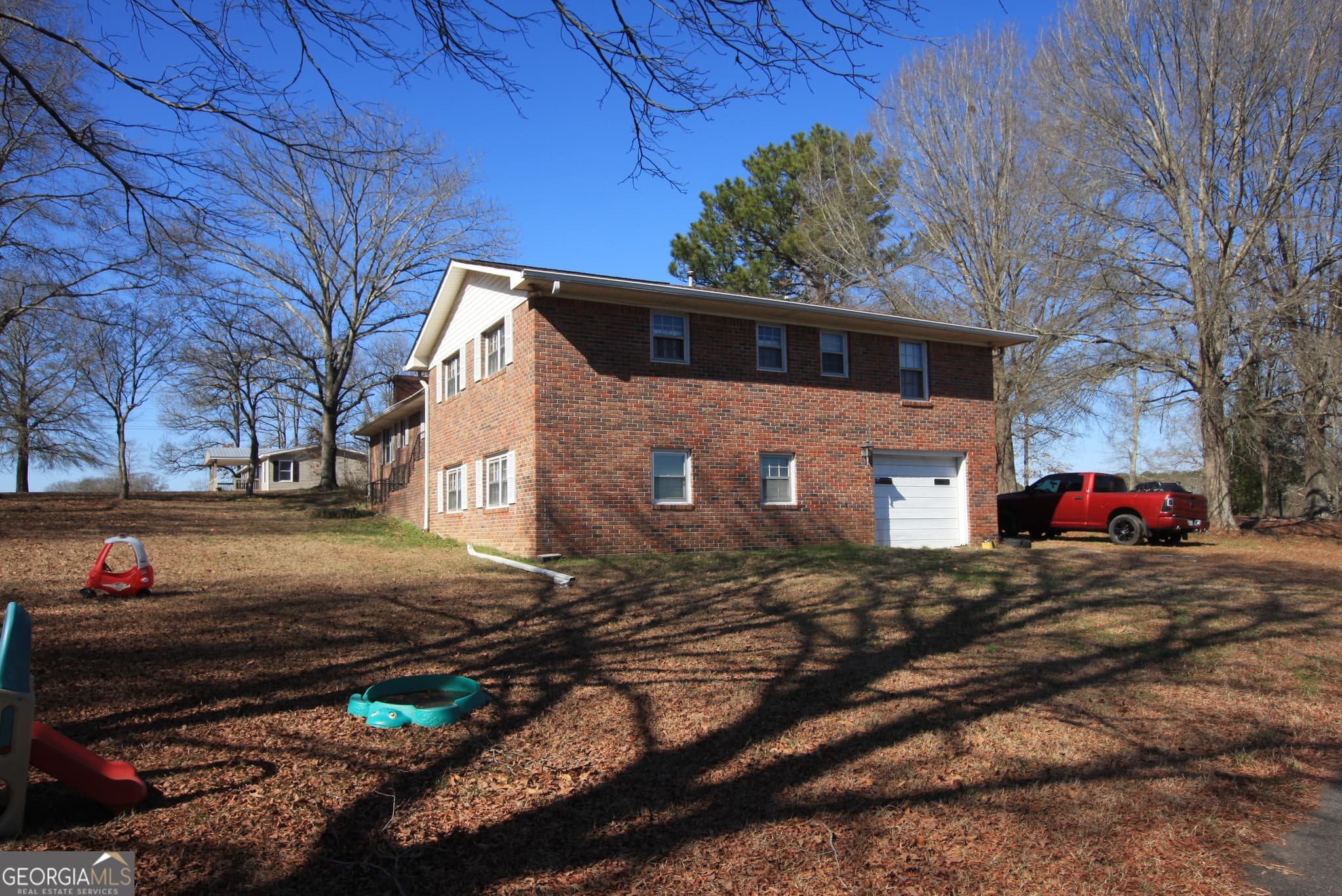 3 bedroom, 2.5 bathroom, 2,290 sq ft single family residence for sale at 406 & 410 Old Rome Road, Silver Creek, GA 30173 — photo 4