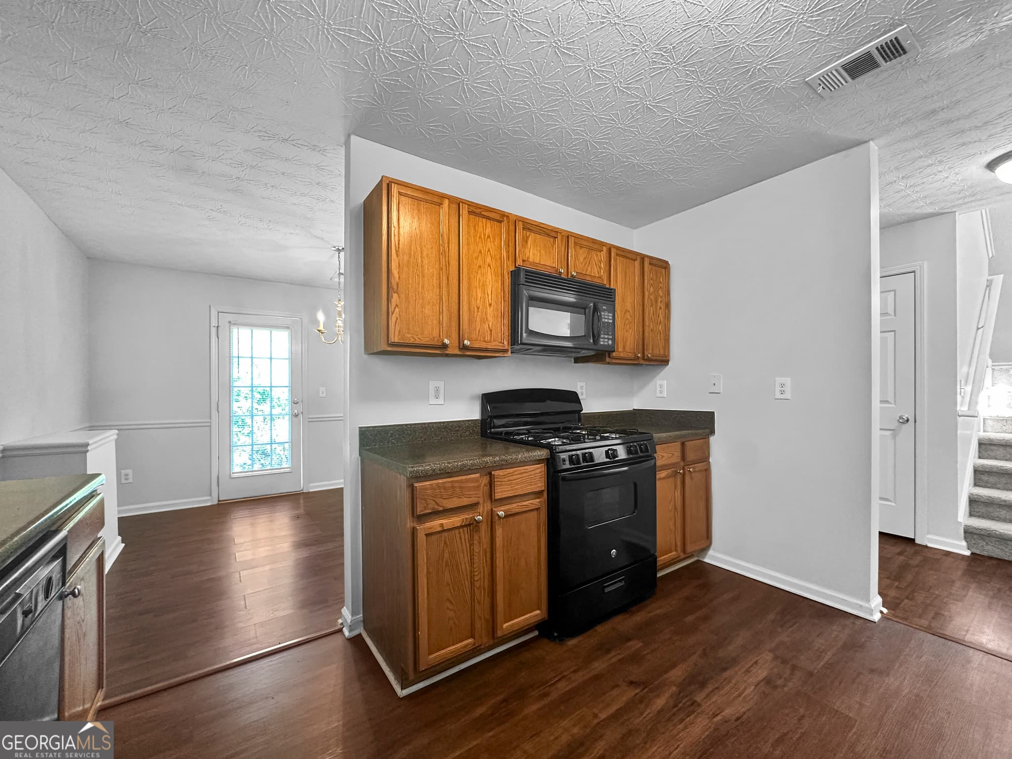 3 bedroom, 2.5 bathroom, 2,884 sq ft single family residence for rent at 417 Kirkland Drive, Locust Grove, GA 30248 for $1,745 a month — photo 7