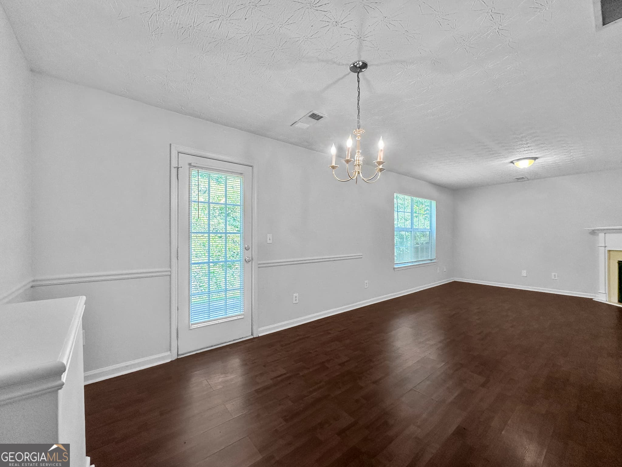 3 bedroom, 2.5 bathroom, 2,884 sq ft single family residence for rent at 417 Kirkland Drive, Locust Grove, GA 30248 for $1,745 a month — photo 5