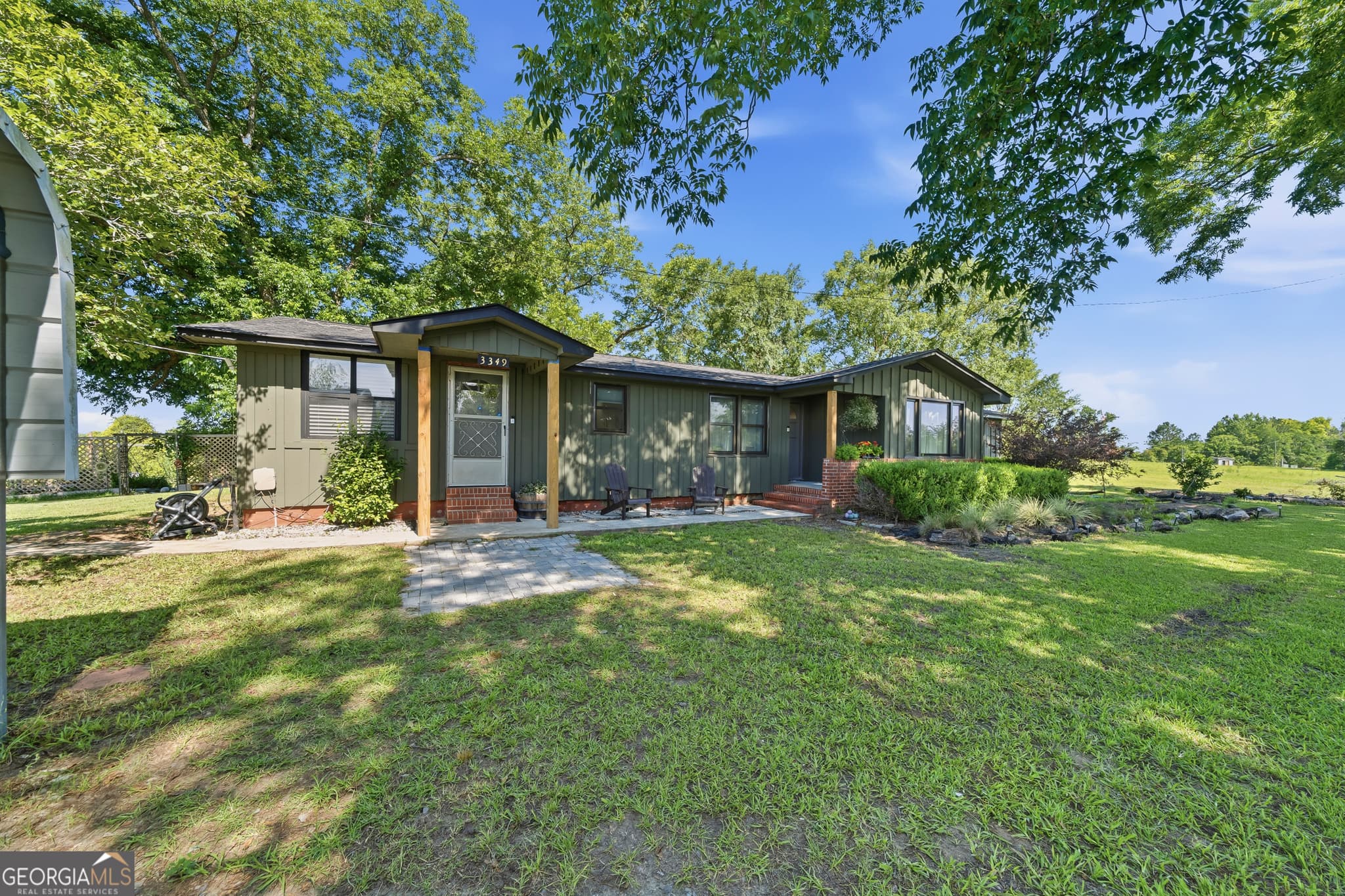3 bedroom, 2 bathroom, 1,865 sq ft single family residence under contract at 3349 Scotland Road, Alamo, GA 30411 — photo 4