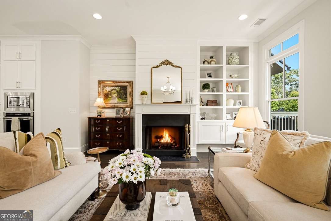 4 bedroom, 3.5 bathroom, 3,089 sq ft townhouse for sale at 137 QUINN Way, Milton, GA 30004 — photo 9