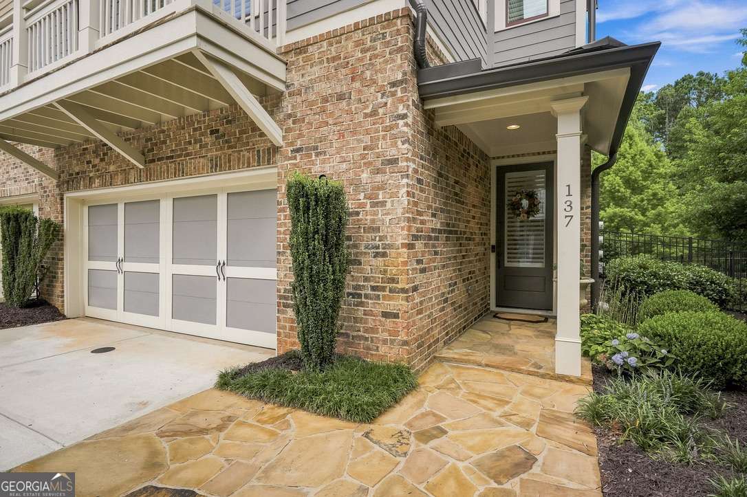 4 bedroom, 3.5 bathroom, 3,089 sq ft townhouse for sale at 137 QUINN Way, Milton, GA 30004 — photo 4