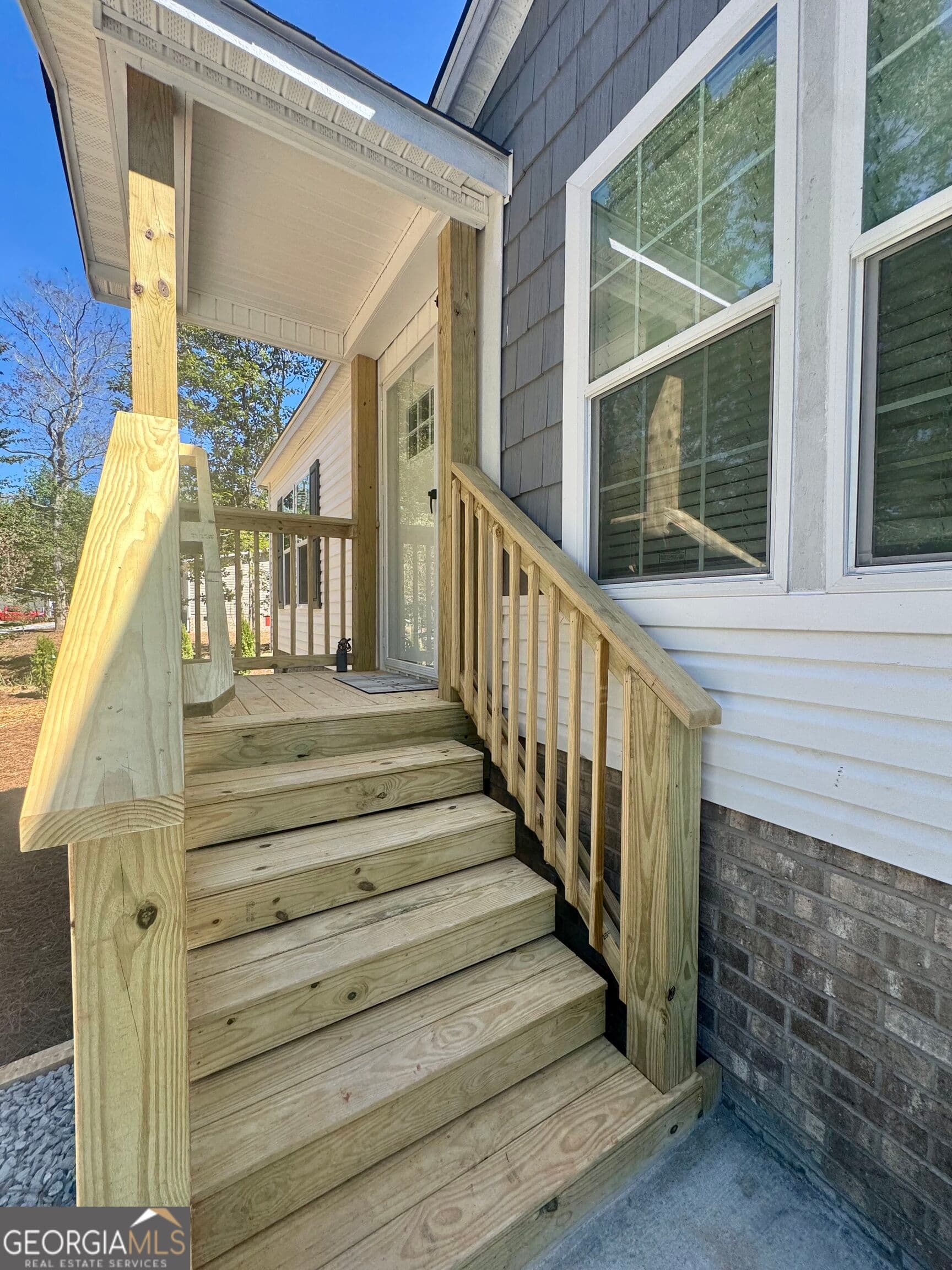 3 bedroom, 2 bathroom, 1,456 sq ft manufactured home,single family residence for sale at 1064 Garner Road, Cornelia, GA 30531 — photo 6