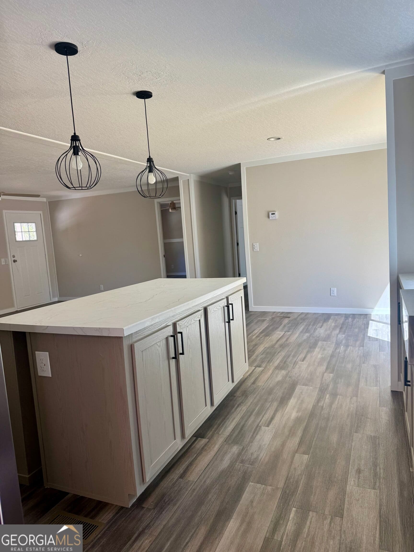 3 bedroom, 2 bathroom, 1,456 sq ft manufactured home,single family residence for sale at 1064 Garner Road, Cornelia, GA 30531 — photo 7