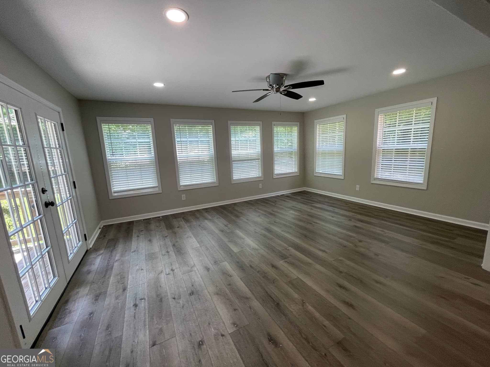 3 bedroom, 2.5 bathroom, 1,630 sq ft single family residence for rent at 160 Shoal Creek Road, Fayetteville, GA 30215 for $3,500 a month — photo 7