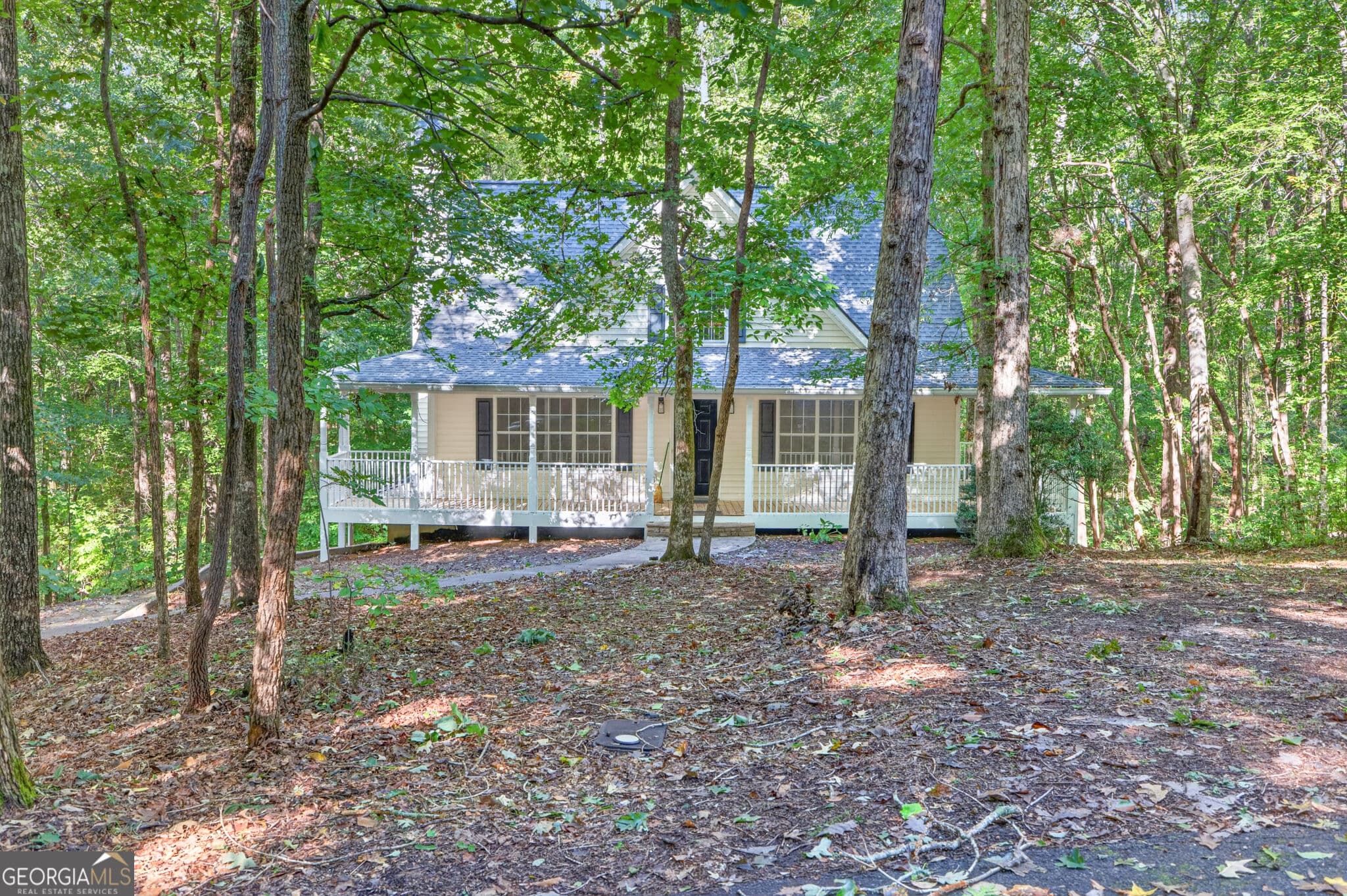 3 bedroom, 2.5 bathroom, 2,002 sq ft single family residence for sale at 140 Shadow Hills Lane, Dawsonville, GA 30534 — photo 5