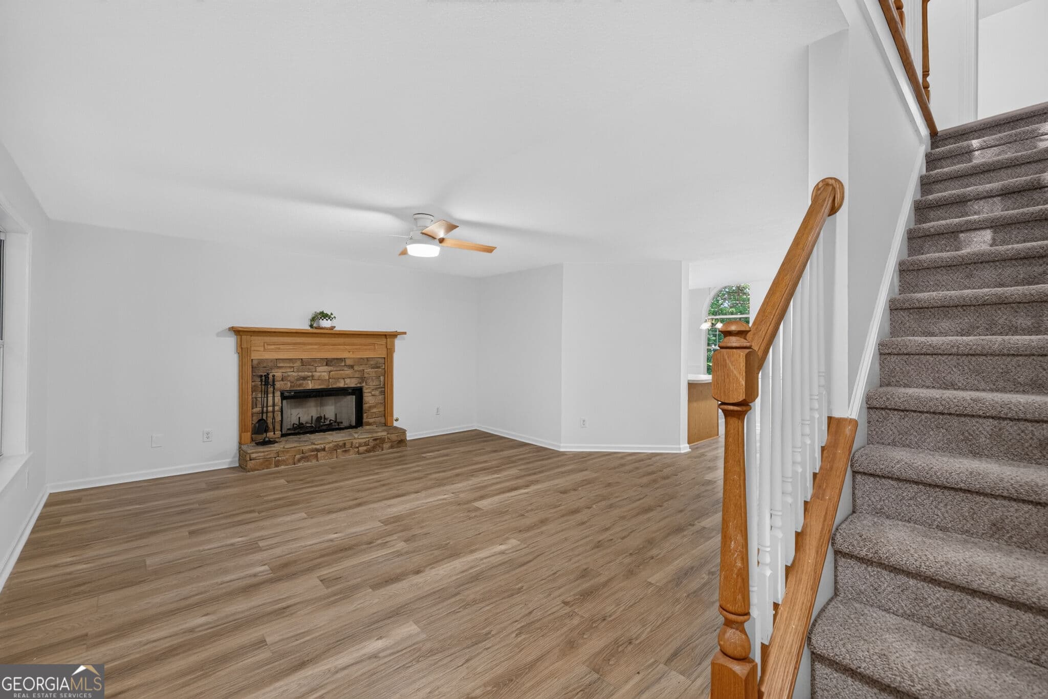 3 bedroom, 2.5 bathroom, 2,002 sq ft single family residence for sale at 140 Shadow Hills Lane, Dawsonville, GA 30534 — photo 8