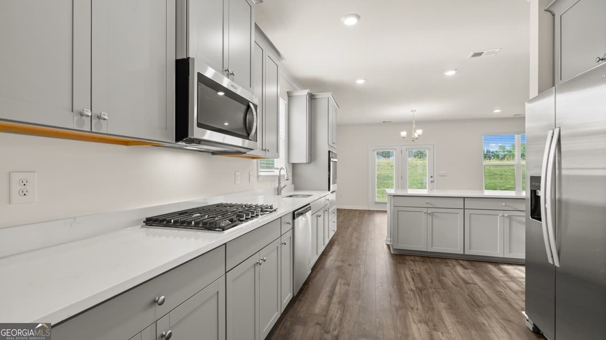 4 bedroom, 4 bathroom, 2,920 sq ft single family residence for sale at 13425 Whitman Lane, Covington, GA 30014 — photo 7