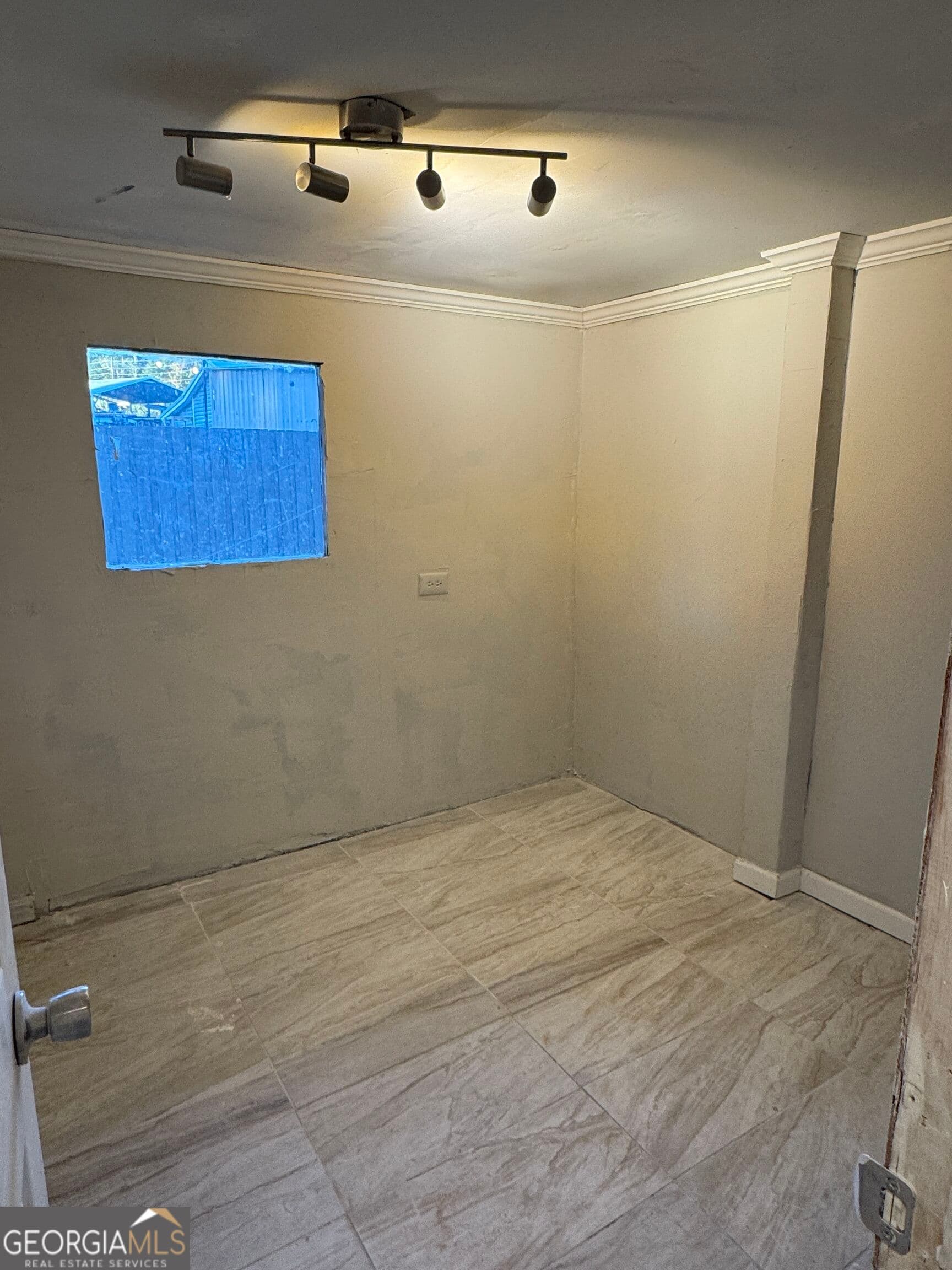 4 bedroom, 1 bathroom, 1,200 sq ft manufactured home,single family residence for sale at 122 Sasser Drive, Bonaire, GA 31005 — photo 7