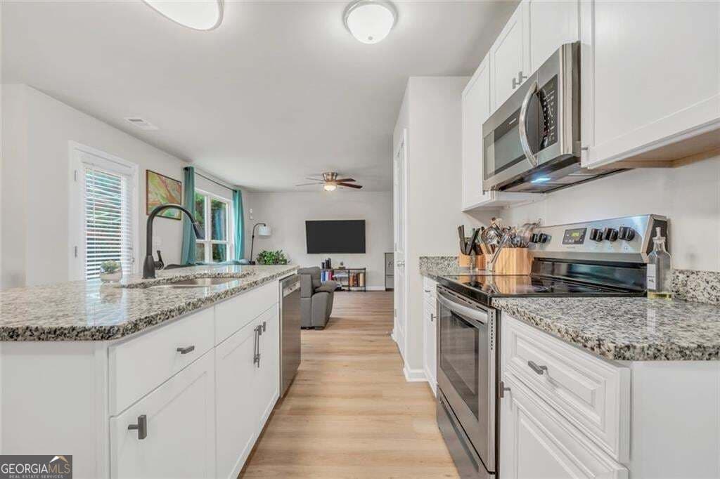 4 bedroom, 2.5 bathroom, 1,850 sq ft single family residence for sale at 480 McGiboney Lane, Covington, GA 30016 — photo 4