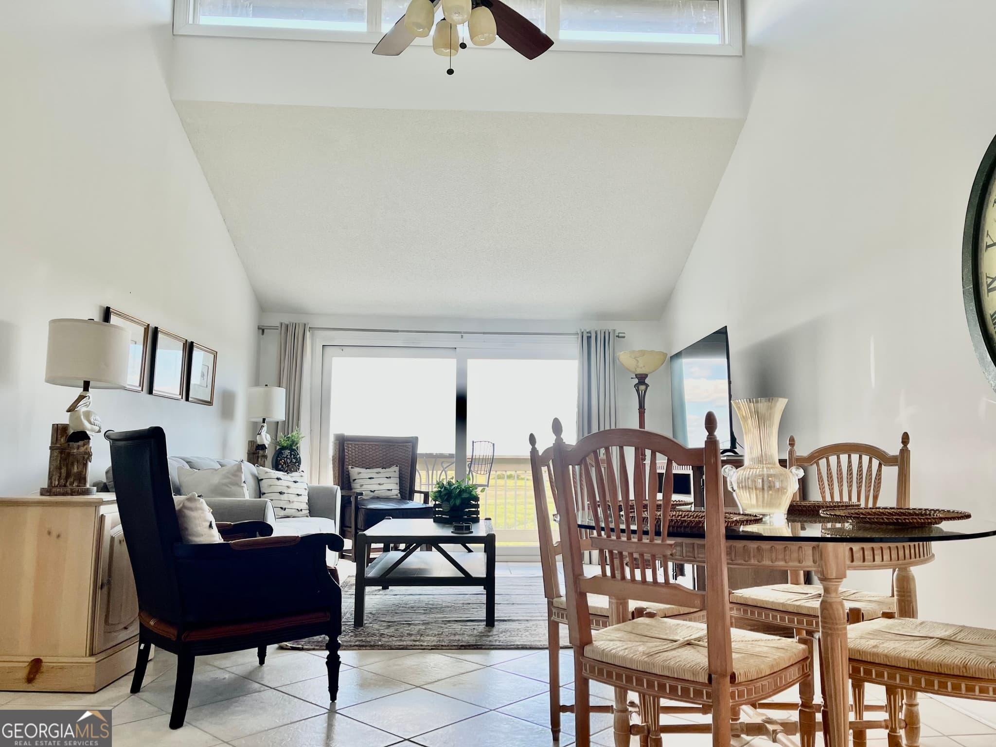 3 bedroom, 2 bathroom, 1,355 sq ft condominium for rent at 372 Moss Oak Circle, St. Simons, GA 31522 for $4,250 a month — photo 8