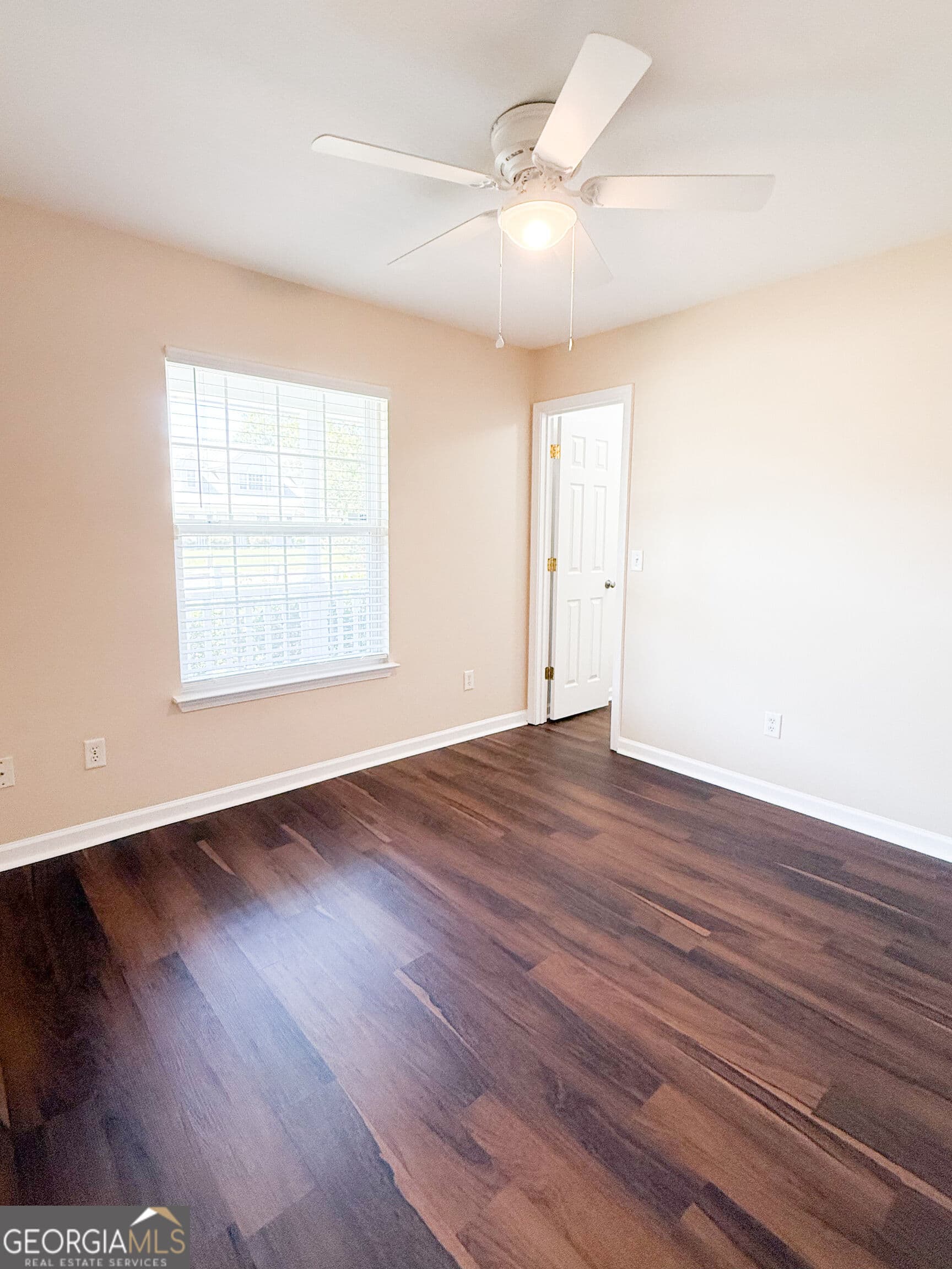 5 bedroom, 3 bathroom, 2,279 sq ft single family residence for rent at 105 Snapper Court, St. Marys, GA 31558 for $2,500 a month — photo 4